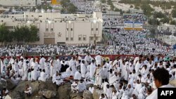 Mbi 2 milionë myslimanë në ritualet e haxhillëkut
