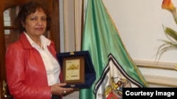 President of Cairo University presented Golden Dome award to Dr. Sultana Nurun Nahar