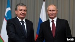 O'zbekiston Prezidenti Shavkat Mirziyoyev Rossiya rahbari Vladimir Putin bilan, Sochi, 11-oktabr, 2017