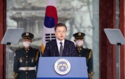 문재인 한국 대통령이 1일 서울 탑골공원에서 열린 제102주년 3.1절 기념식에서 기념사를 했다.