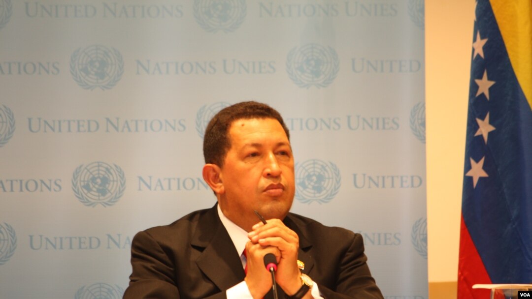 El presidente venezolano Hugo Chávez intentó acercarse al presidente Obama.