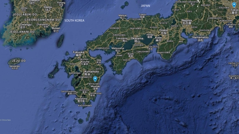 Magnitude 6.9 earthquake rattles southwestern Japan as tsunami threat declared over