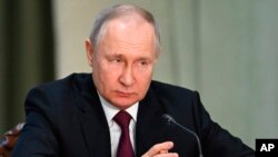 ARHIVA - Predsednik Rusije Vladimir Putin (Foto: AP/Pavel Bednyakov, Sputnik, Kremlin Pool)