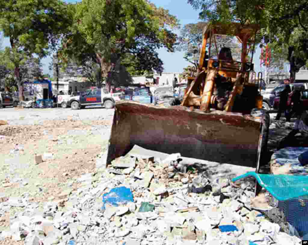 Relief Efforts Continue in Haiti (photos by B. Newhouse)