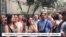 Venezolanos protestan para votar en elecciones regionales