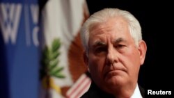  Eske Sekretè Deta Rex Tillerson sou wout pou l kite gouvènman Trump la?