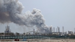 دود ناشی از حمله به یکی از پالایشگاه‌های بحرین