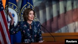 Los demócratas en la Cámara de representantes (en la foto su presidente, Nancy Pelosi) esperan poder citar los testigos para continuar con el juicio al presidente Donald Trump.