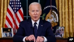 Predsjednik Joe Biden govori američkoj javnosti iz Ovalnog ureda o ratu u Izraelu i u Ukrajini, najavljujući zahtjev Kongresu za milijarde dolara pomoći dvjema zemljama.