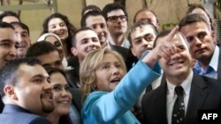 Sekretarja Klinton shpreh shqetësim për lirinë e mediave në Turqi