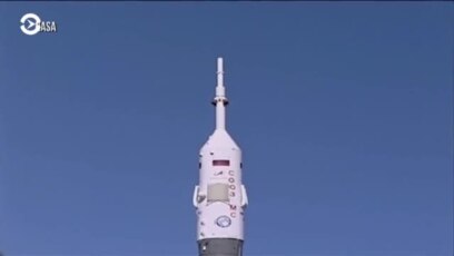 Rossijskij Kosmicheskij Korabl Soyuz Poterpel Avariyu Ekipazh Zhiv