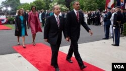 Prezidan ameriken an Barack Obama ak Prezidan Meksiken an Felipe Calderon