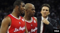 La nueva sensación en Los Ángeles, los nuevos Clippers, liderados por Chris Paul, Chauncey Billups y el entrenador Vinny Del Negro.