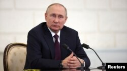 Presiden Rusia Vladimir Putin siap bernegosiasi dengan Barat – asalkan Barat mengakui “wilayah baru” Rusia yang direbut dari Ukraina (foto: dok). 