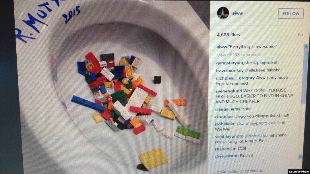 Korisnik instagrama simbolično bacio lego kockice u toalet