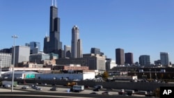Kota Chicago di negara bagian Illinois, AS (foto: dok). Ekonomi di sepertiga kota-kota metropolitan Amerika akan menurun atau mandek tahun ini. 