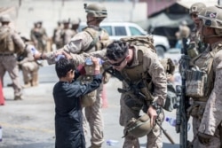 U.S. forces assist in Afghanistan evacuation, Aug. 22, 2021.