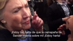 Clinton reacciona con enojo a provocación de activista