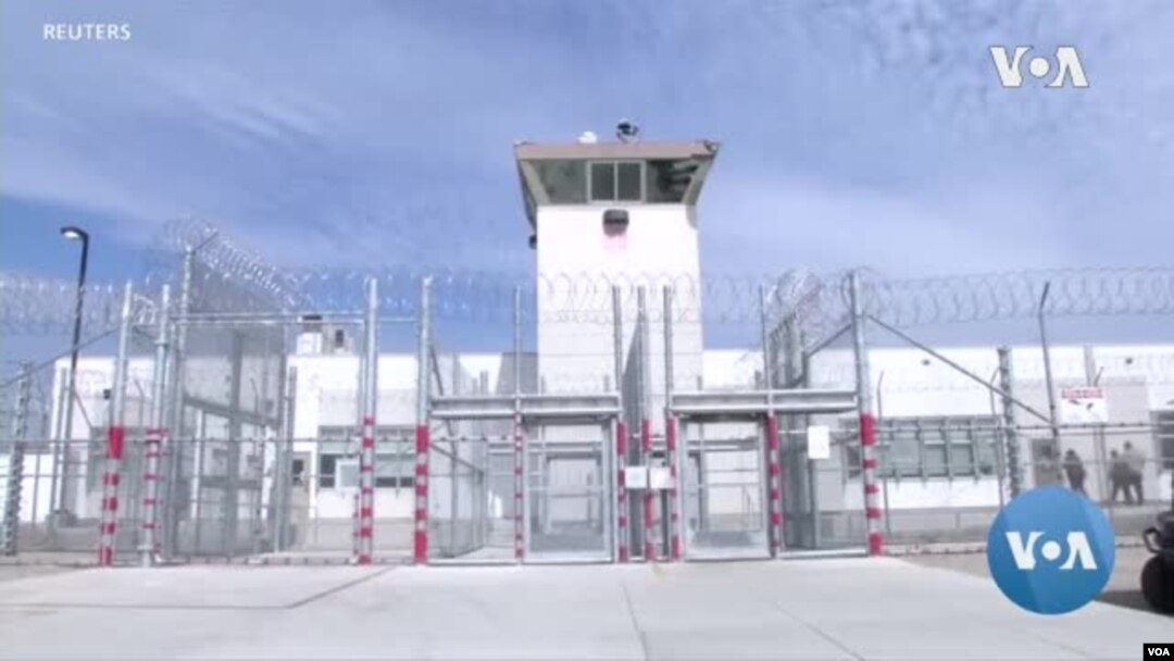 Kematian seorang tahanan AS di negara bagian Louisiana menambah kekhawatiran COVID-19 dapat menyebar tanpa terkendali dalam tahanan di Amerika. (Foto: VOA)