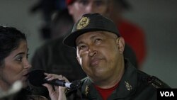 Presiden Venezuela Hugo Chavez menantang Obama membuktikan tuduhan AS terhadap pejabat Venezuela.