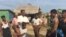ជនភៀសខ្លួន Rohingya នៅឯជំរំ Dar Pang សម្រាប់​ជន​គ្មាន​ទីលំនៅ​ នៅតំបន់​ក្រៅ​ក្រុង​ Sittwe ប្រទេស​មីយ៉ាន់ម៉ា កាលពីថ្ងៃទី៤ ខែមិថុនា ឆ្នាំ២០១៥។