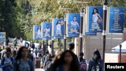 Mahasiswa Universitas California Los Angeles (UCLA) di Los Angeles, California, AS 15 November 2017. (Foto: REUTERS/Lucy Nicholson)