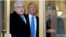 El abogado David Friedman, visto aquí con Donald Trump y su hija Ivanka, es el escogido para representar a Estados Unidos en Israel.