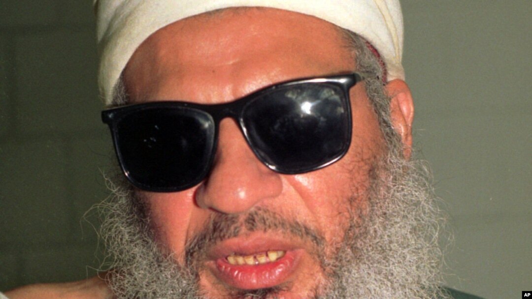د شېخ زوي رويټرز خبري اژانس ته ويلي چې امريکايي چارواکو د هغه کورنۍ ته د ټيليفون د لارې د مرګ پخلی کړی دی.
