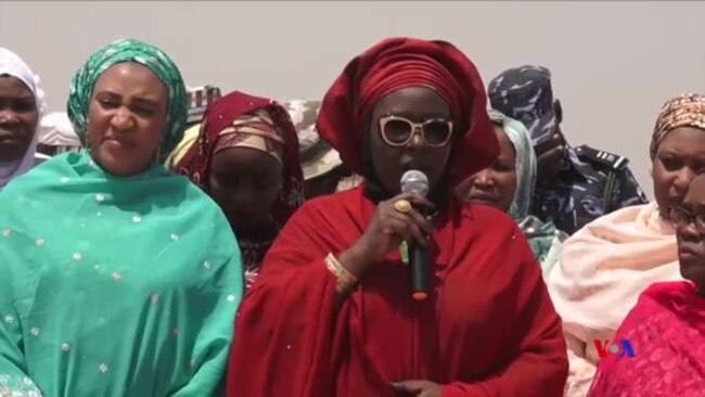 Kungiyar Matan Manyan Sojoji NAOWA Ta Tallafawa 'Yan Gudun Hijira A Jihar Borno