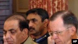 دوياند ترمخه دروس صدر ولاديميرپيوټن دپاکستان دصدر اصف علي زرداري په نوم خط هم استولى چې پکې هغه وئيلي دي روس پاکستان سره اړيکو ته دنورې پراختيا خواهشمند او صدر پيوټن دپاکستان صدر سره زر تر زره ليدنې ته ليواله دى