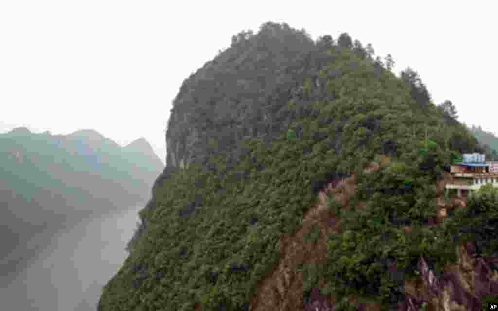 红军强渡乌江的地段 (3)