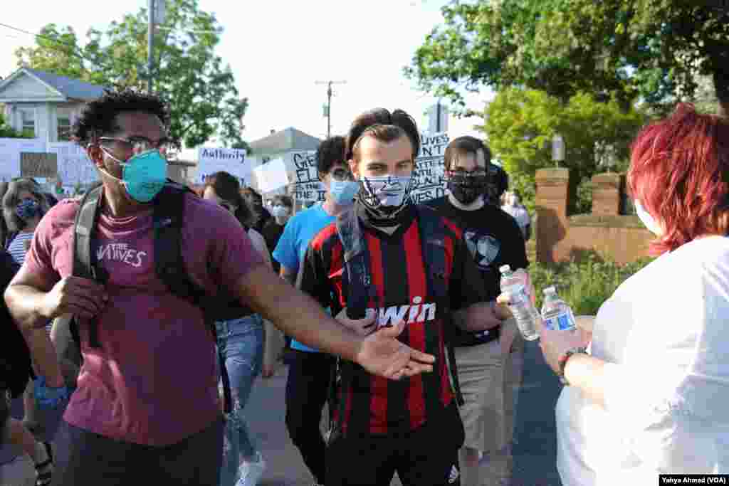 Peaceful protests in Harrisonburg