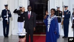 Le président Obiang n'a pas détaillé la raison de ces emprisonnements.