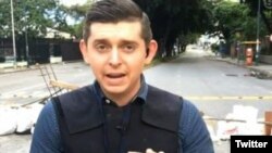 Cody Weddle ha trabajado en Venezuela para medios extranjeros como ABC News, CBC, Miami Herald, Telegraph, y fue corresponsal en inglés para Telesur.