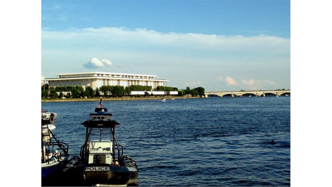 FILE - The John F. Kennedy Center for the Performing Arts overlooking the Potomac River in Washington, D.C. (Diaa Bekheet/VOA).