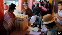 Elecciones en Bolivia infligen golpe al partido de Evo Morales, Movimiento al Socialismo, con significante derrota en las urnas.