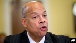 Menteri Keamanan Dalam Negeri AS, Jeh Johnson (foto: dok).