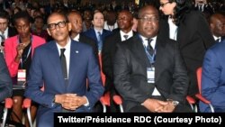 Président Paul Kagame ya Rwanda (g) na mokokani wa ye ya RDC, Félix Tshisekedi, na African CEO Forum, na Kigali, Rwanda, 25 mars 2019. (Twitter/Présidence RDC)