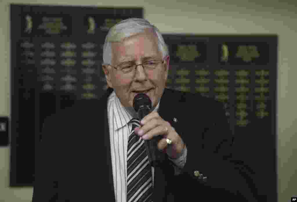 Sen. Mike Enzi, R-Wyo. gives a victory speech during his election party, Nov. 4, 2014, at the Bell Nob Golf Course Clubhouse in Gillette, Wyoming.