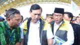 Satgas CItarum Harum Ridwan Kamil (kanan) dan Menko Maritim Luhut Binsar Pandjaitan (tengah) menghadiri Citarum Expo di Kabupaten Bandung, Selasa (19/2/2019) (Courtesy: Humas Pemprov Jawa Barat)