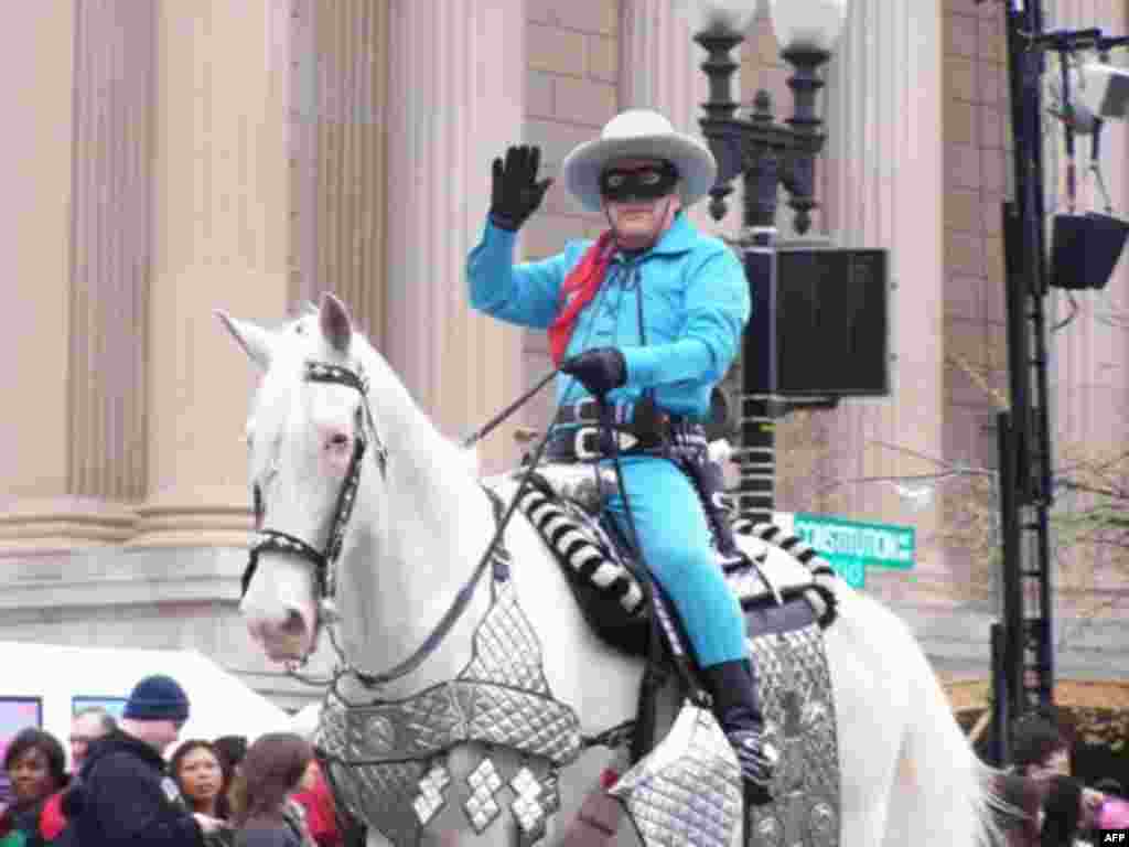 Lễ hội Hoa Anh Ðào 2011 ở thủ đô Washington (VOA - Trà Mi)