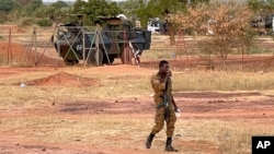 Le régime militaire burkinabè a fait savoir que la sécurité dans le pays primait sur l'organisation d'élections.