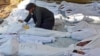 '시리아군 화학무기 사용...수백명 사망'