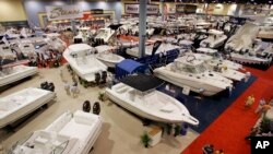 Hay botes de todos los tamaños y para todos los gustos. La exhibición permanecerá hasta el 18 de febrero próximo.