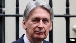 Philip Hammond, ministro de finanzas de May, dice que se está avanzando en las discusiones para asegurar una garantía en el denominado “backstop”.