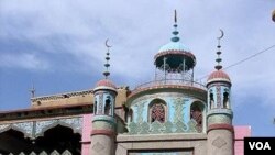 Tempat ibadah warga muslim etnis Uighur di provinsi Xinjiang, Tiongkok. Deplu AS memasukkan Tiongkok ke dalam daftar negara yang membatasi kebebasan beragama.