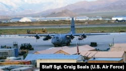 پایگاه هوایی بگرام در ۴۴ کیلومتری شمال کابل، در جریان دهه حضور نظامی ایالات متحده در افغانستان قرارگاه مرکزی سوق و ادارۀ قوای امریکایی و ناتو در افغانستان بود.