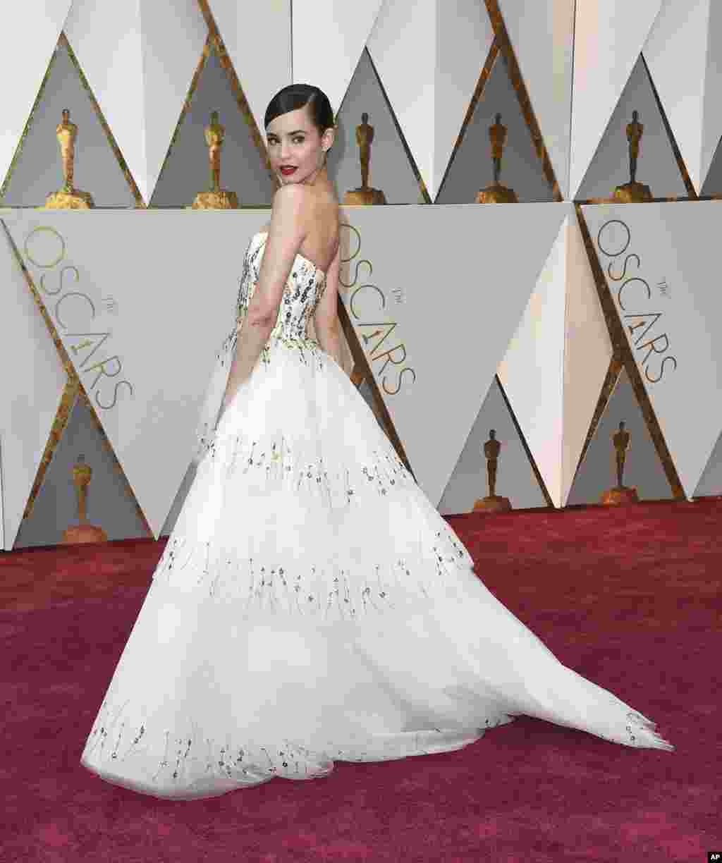 Sofia Carson arrives at the Oscars on Feb. 26, 2017, at the Dolby Theatre in Los Angeles. 