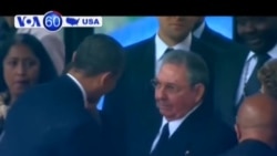 Tranh cãi về việc TT Obama bắt tay Chủ tịch Cuba Raul Castro