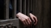یک زندانی سیاسی در ایلام «به دلیل توهین» به رهبران جمهوری اسلامی مورد ضرب‌و‌شتم قرار گرفت
